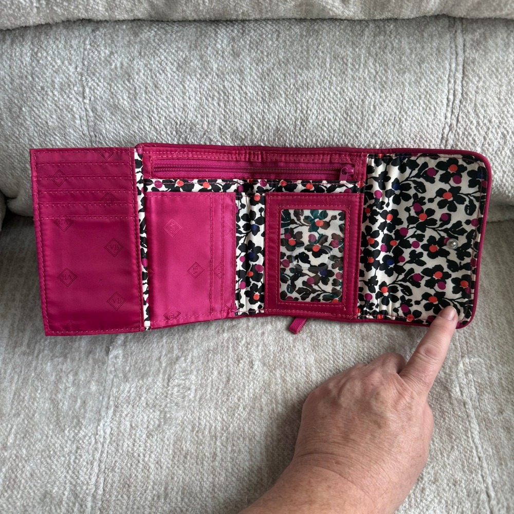 Vera Bradley Magenta Pink Quilted Microfiber RFID Trifold Wallet Floral Interior - Picture 5 of 6